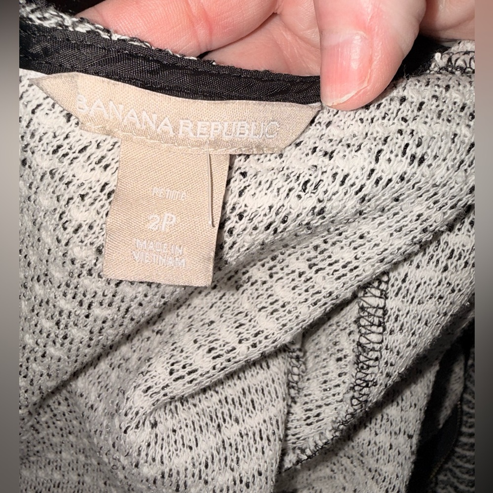 Banana Republic Textured Knit Long Sleeve Shift Dress Exposed Zipper Size 2P - Picture 13 of 13